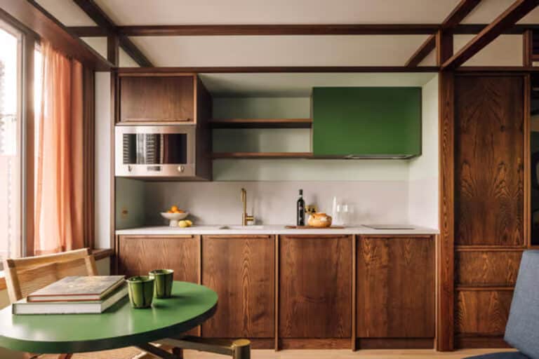 Kitchen area
