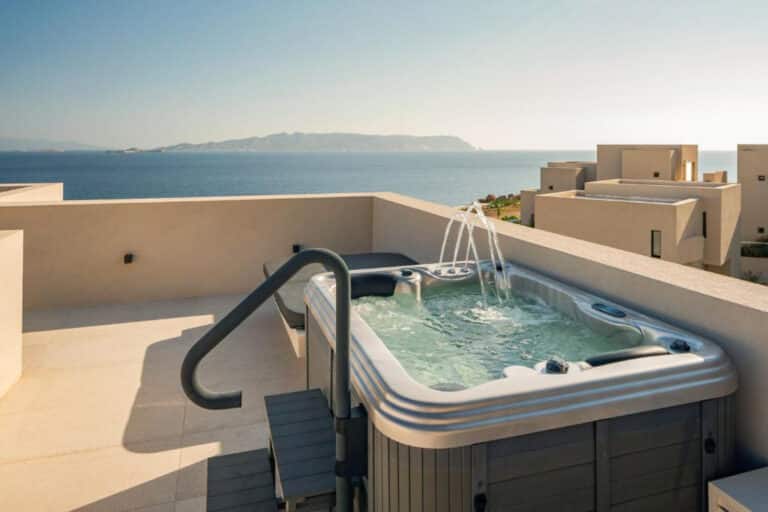 Hot tub