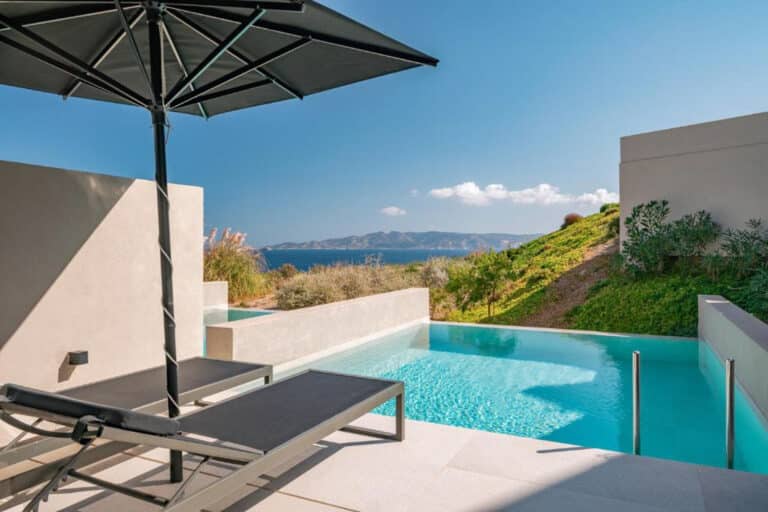 Private plunge pool