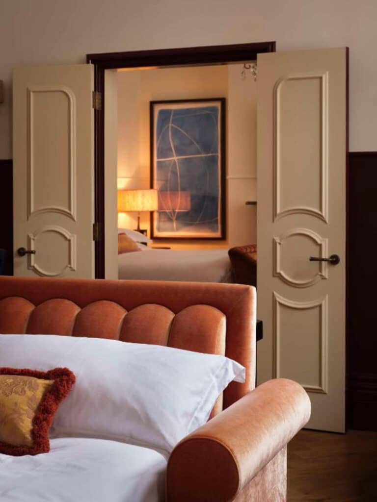 Bedroom details