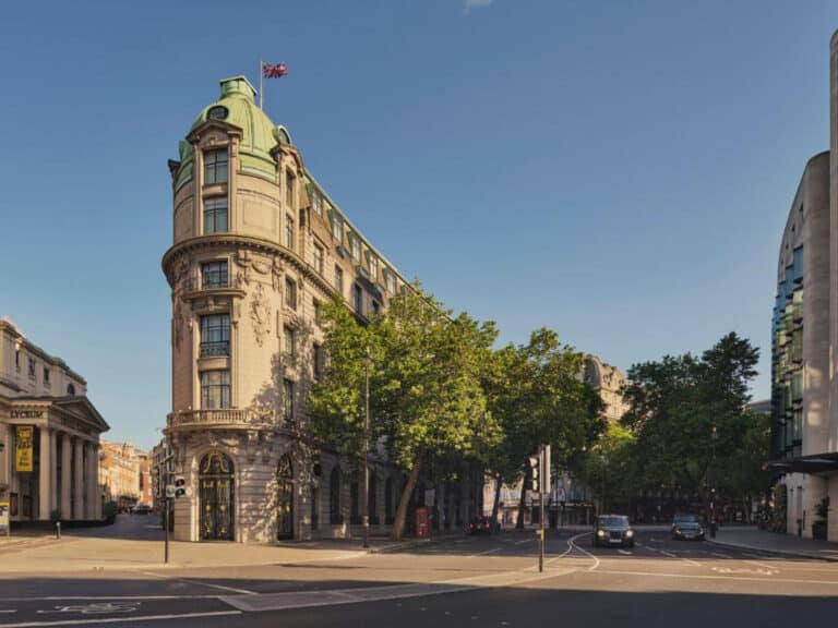 Exterior of One Aldwych