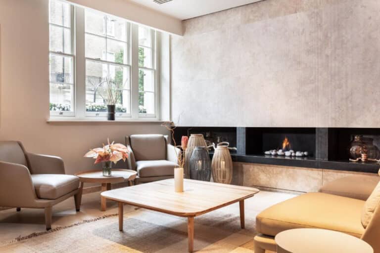 Lounge area