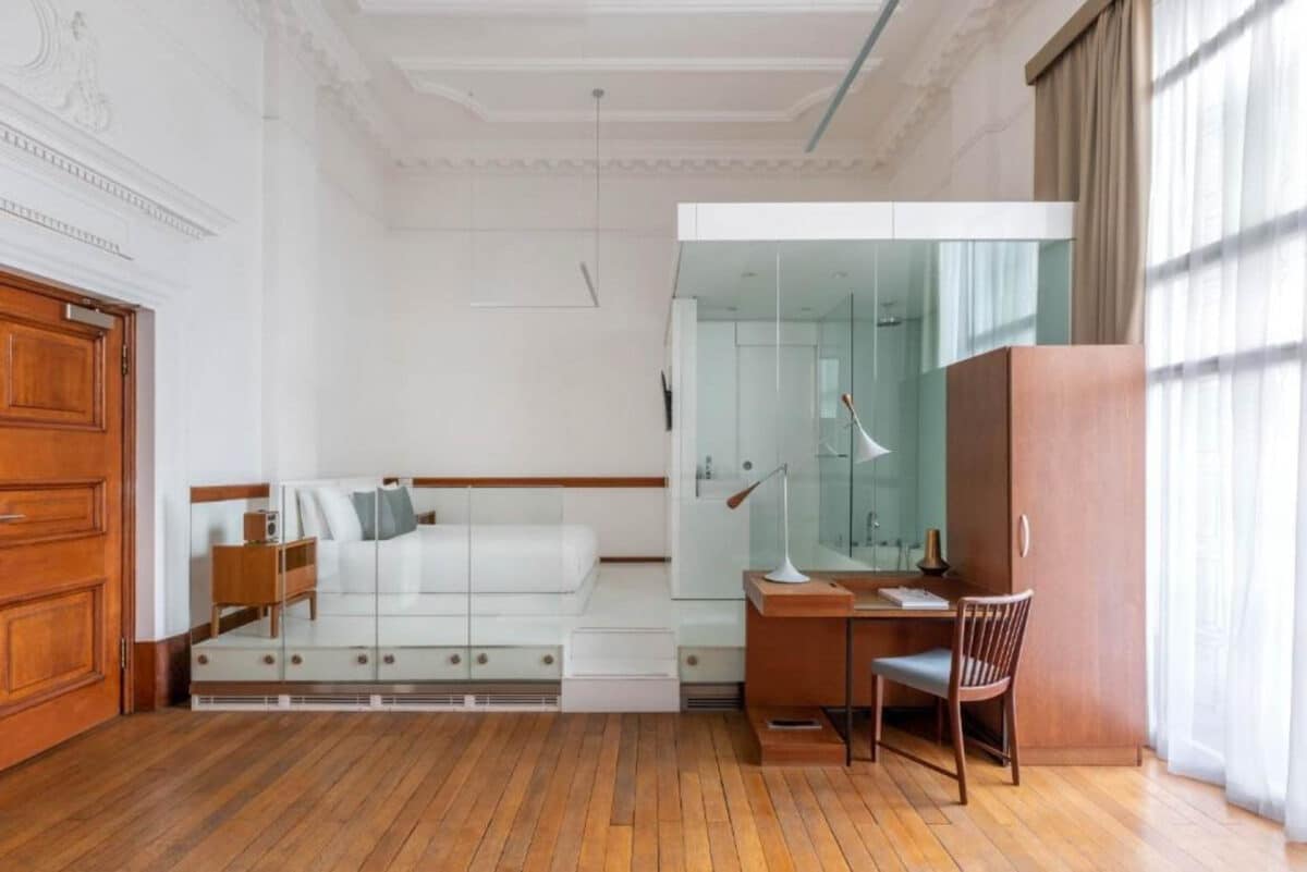 Bedroom in Town Hall Hotel