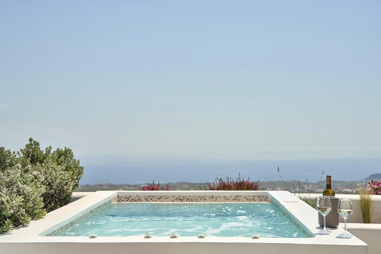 Alleys All-Suite Hotel & Spa