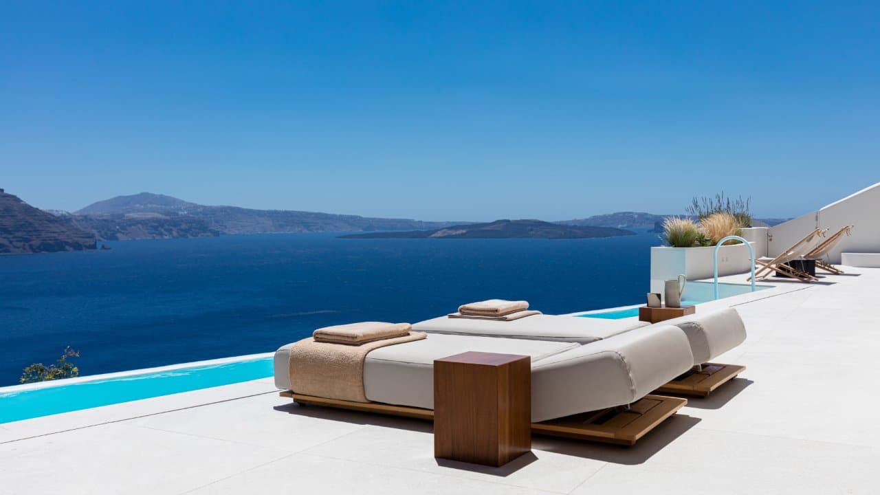 Canaves Oia Suites